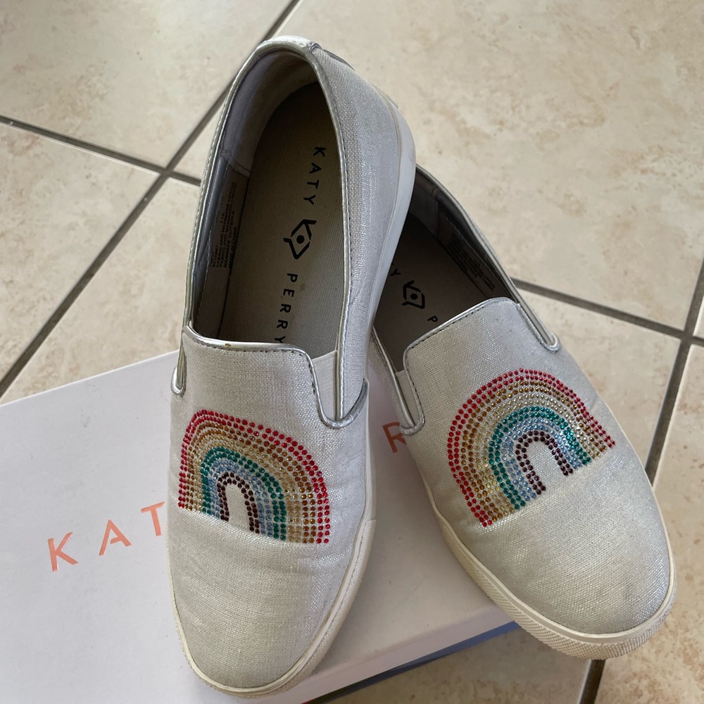 Katy Perry canvas rainbow flats. Size 7